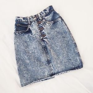 Vintage denim skirt